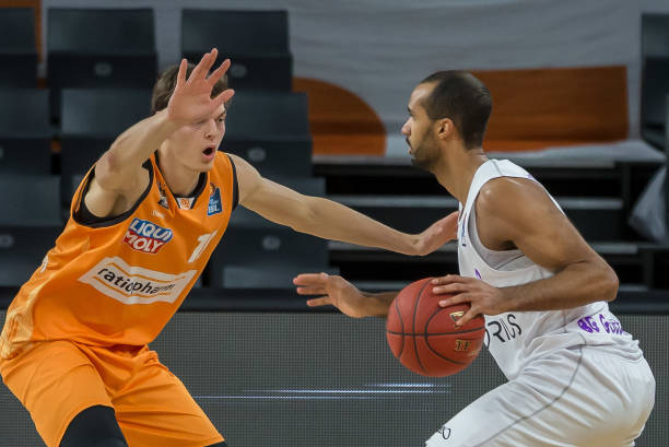 尊重球员的 尊重球员的