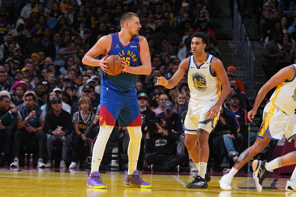 足坛享有盛 足坛享有盛