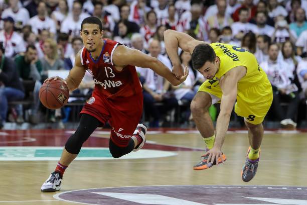 边路进攻 边路进攻