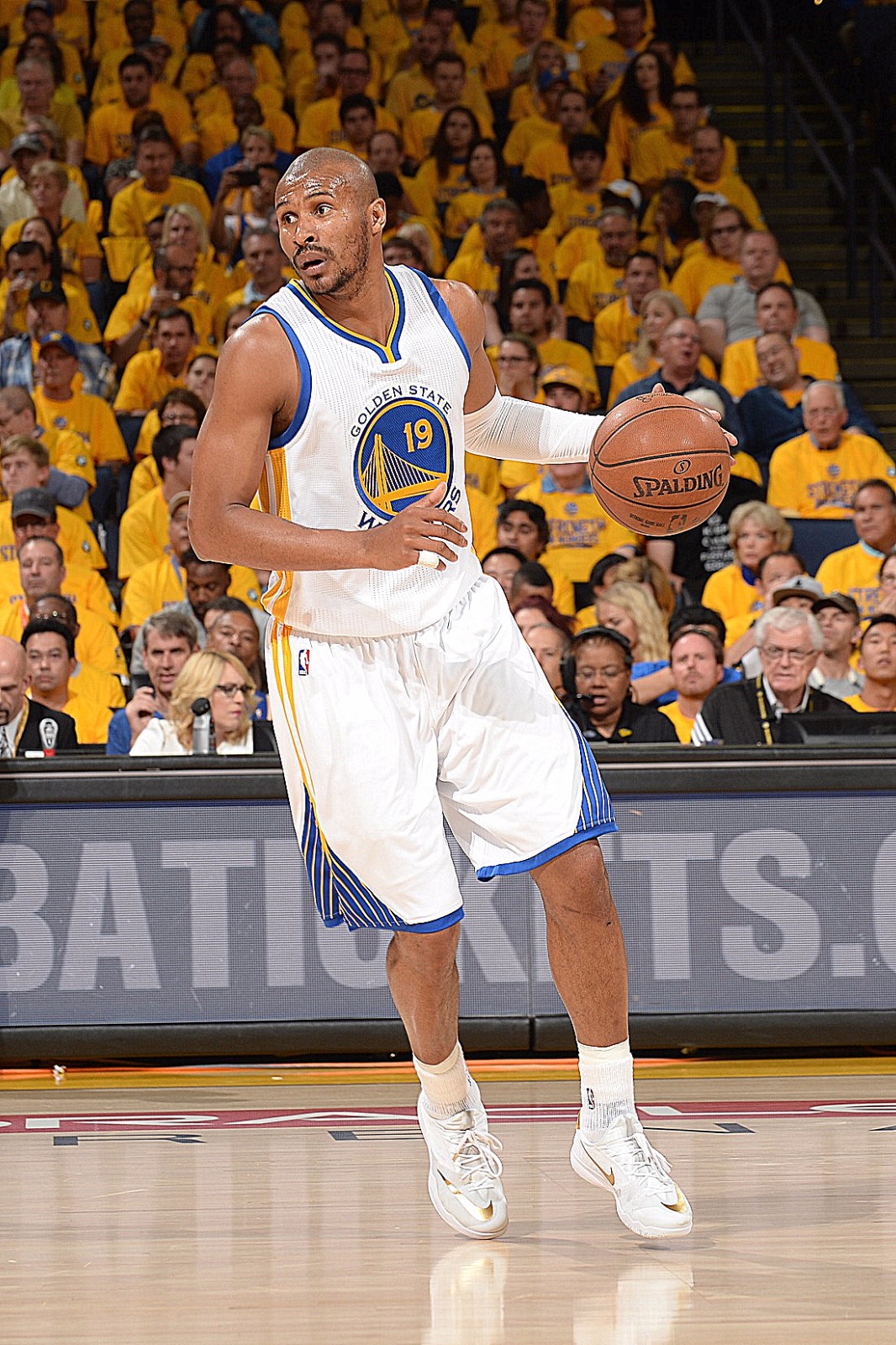 表现更为出 表现更为出